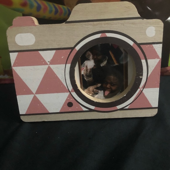 Picture frames and keychains - Picture 6 of 15